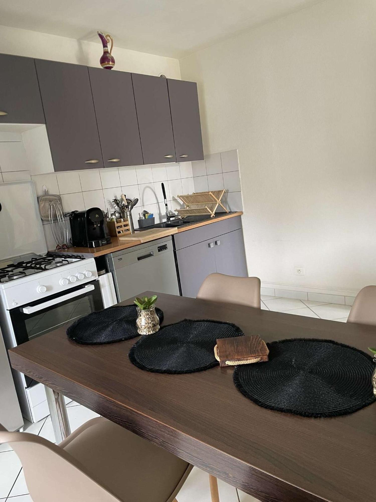 Joli Appartement Avec Place De Parking Prive Colmar Dış mekan fotoğraf